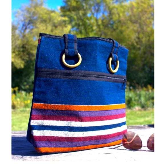 "RUSH" ZIPPER TOTE - Picture 6 of 6